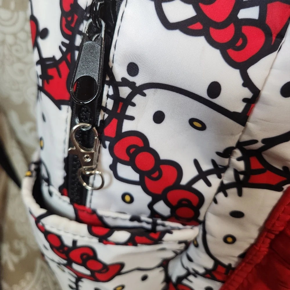 Hello Kitty Bioworld White All Over Print Multicolor 16